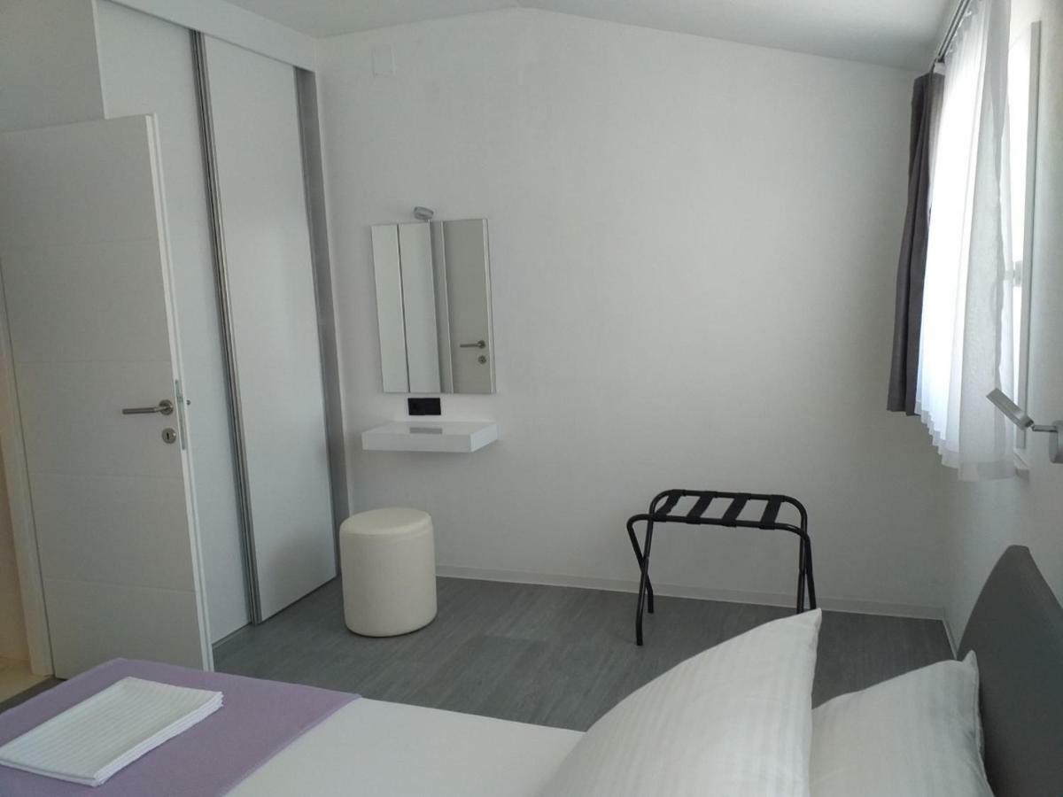 Mayana Apartamento Cesarica Quarto foto